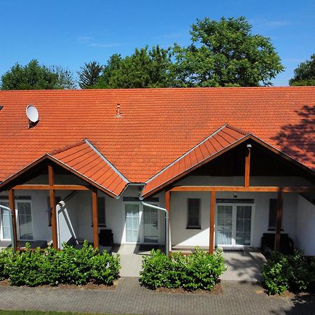 Hotel Platan Замарди Экстерьер фото