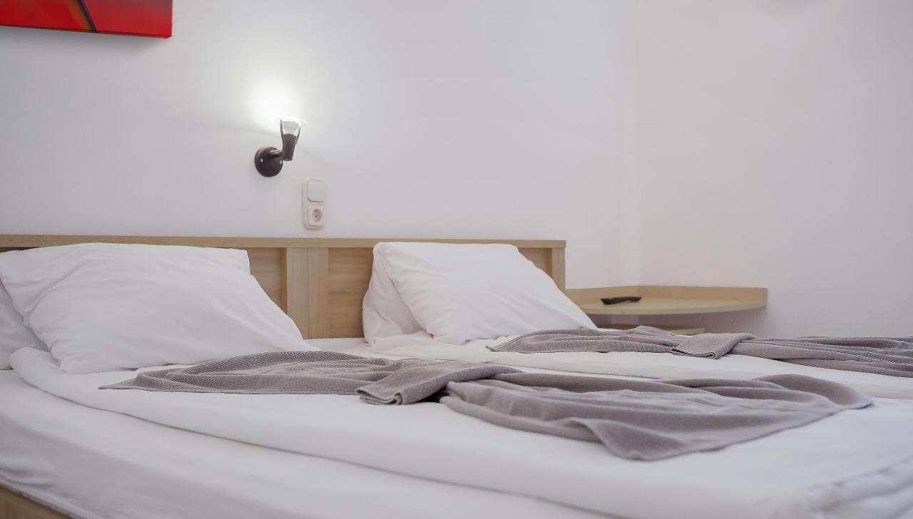Hotel Platan Замарди Экстерьер фото